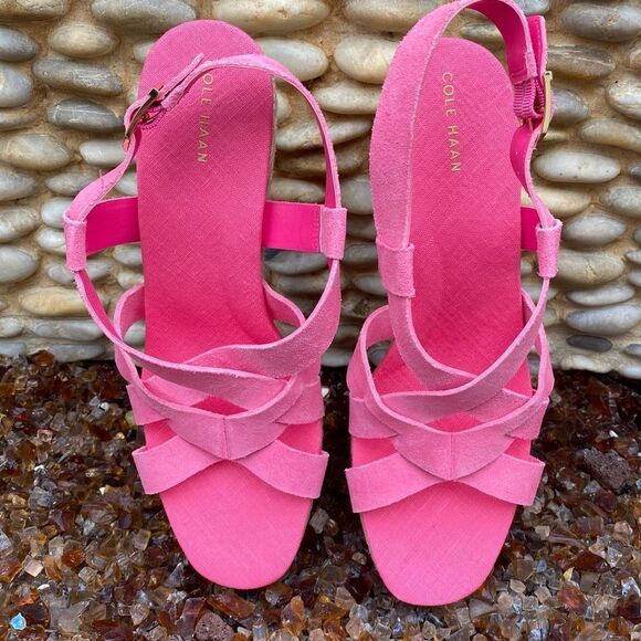 Cole Haan Size 9 M CRYSTAL WEDGE Fuschia Suede Sandals - Picture 1 of 9